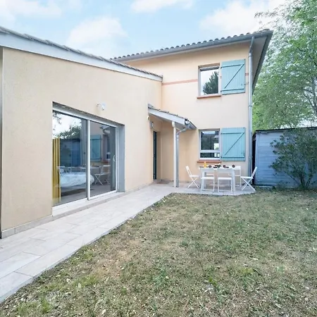 Spacieuse Dans Avec Piscine Et Bbq Villa Toulouse